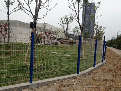 南京厂矿护栏网图片4