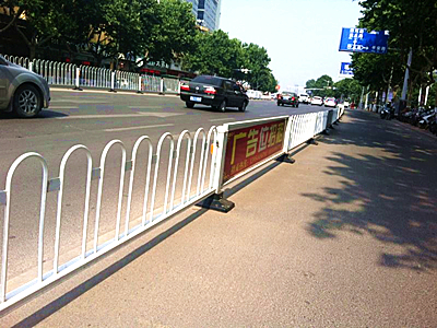 京式蹊径护栏图片3