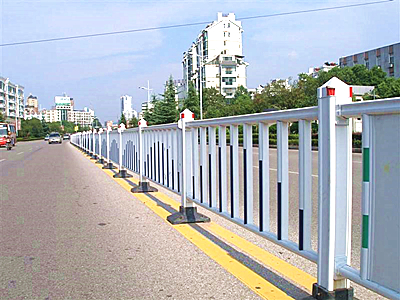 市政蹊径护栏图片2