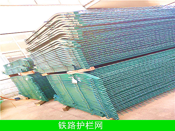 8002铁路护拦网图片4