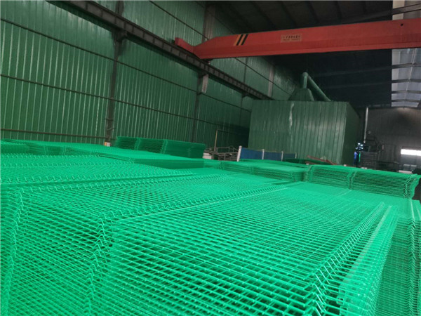 出口泰国折弯护栏网图片2