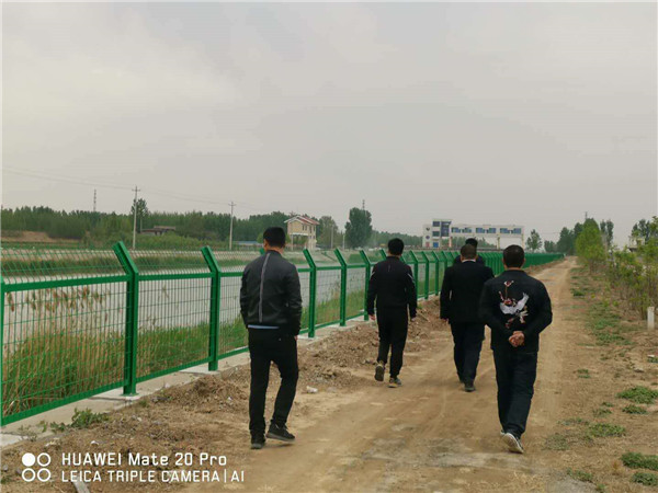 南水北调水库护栏网图片3